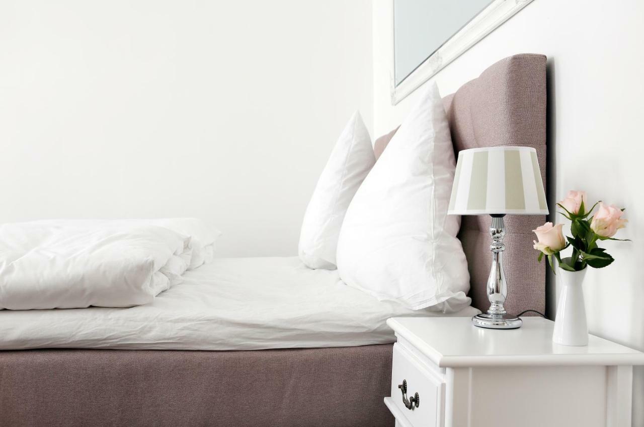 Droy By Rockchair Apartments L Superhost Status L 2 Bedroom Boxspringbeds Next To Center "Kurfuerstendamm" - Cozy Family & Business Flair Welcomes You! Berlin Dış mekan fotoğraf