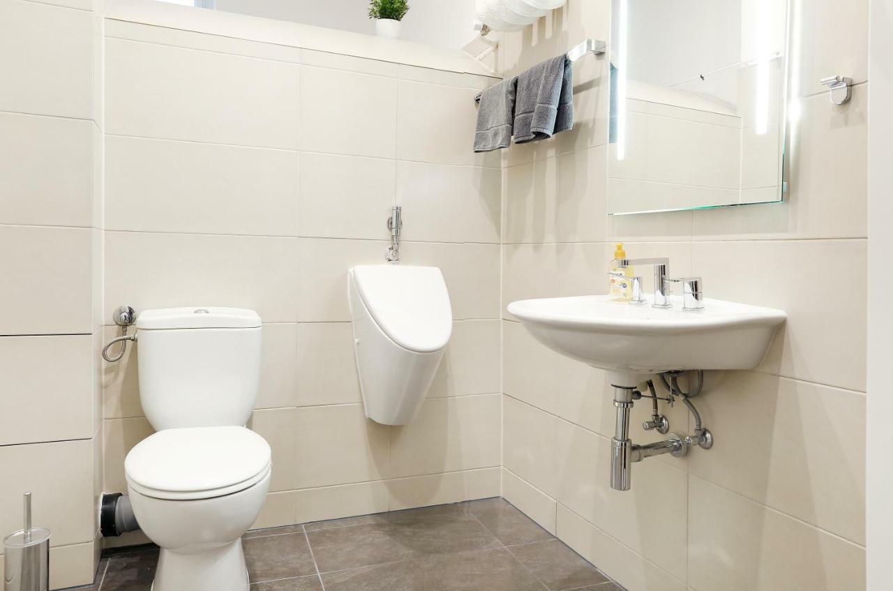 Droy By Rockchair Apartments L Superhost Status L 2 Bedroom Boxspringbeds Next To Center "Kurfuerstendamm" - Cozy Family & Business Flair Welcomes You! Berlin Dış mekan fotoğraf